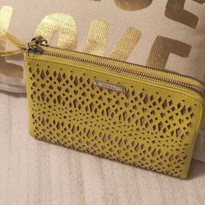 Stella & dot clutch